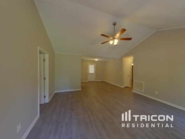 Foto del edificio - 63 Woodpond Ct