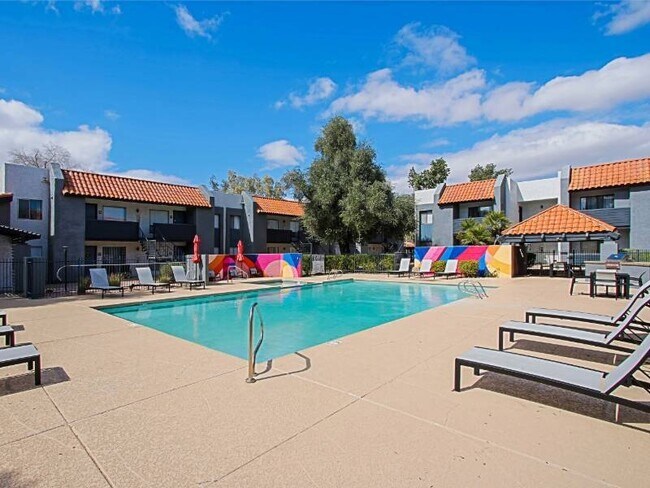 Building Photo - Aspire Thunderbird