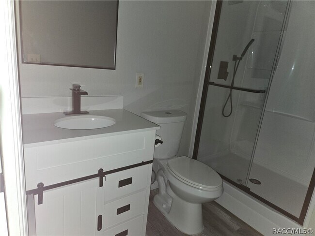 Foto del edificio - 864 W Gleason Pl