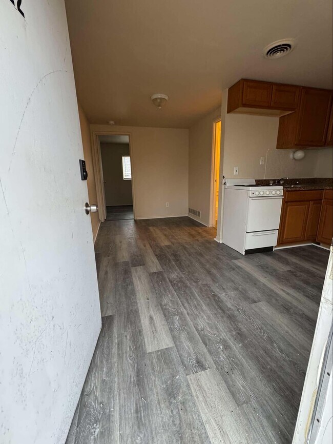 Foto del edificio - 5831 Stieren Dr