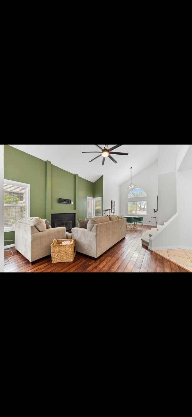 Building Photo - 8337 Tide Pool Dr