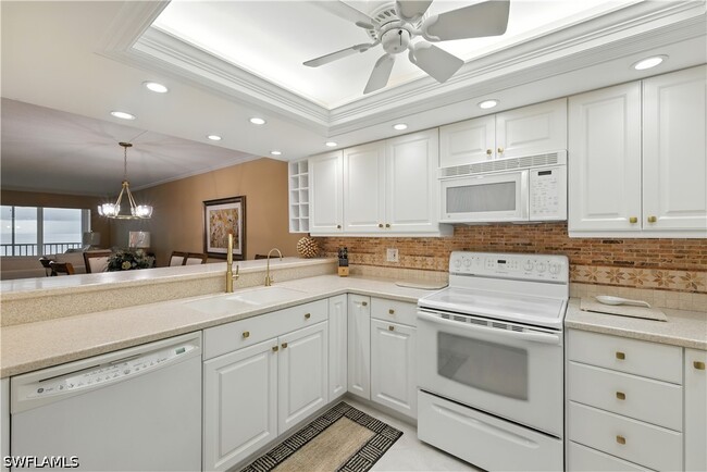 Foto del edificio - 26000 Hickory Blvd