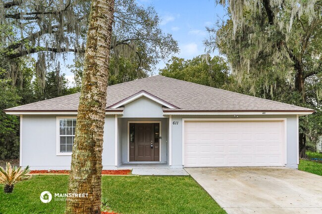 Building Photo - 611 Gum St