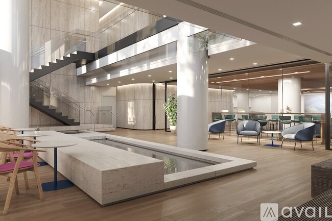 Building Photo - 555 W 38th St