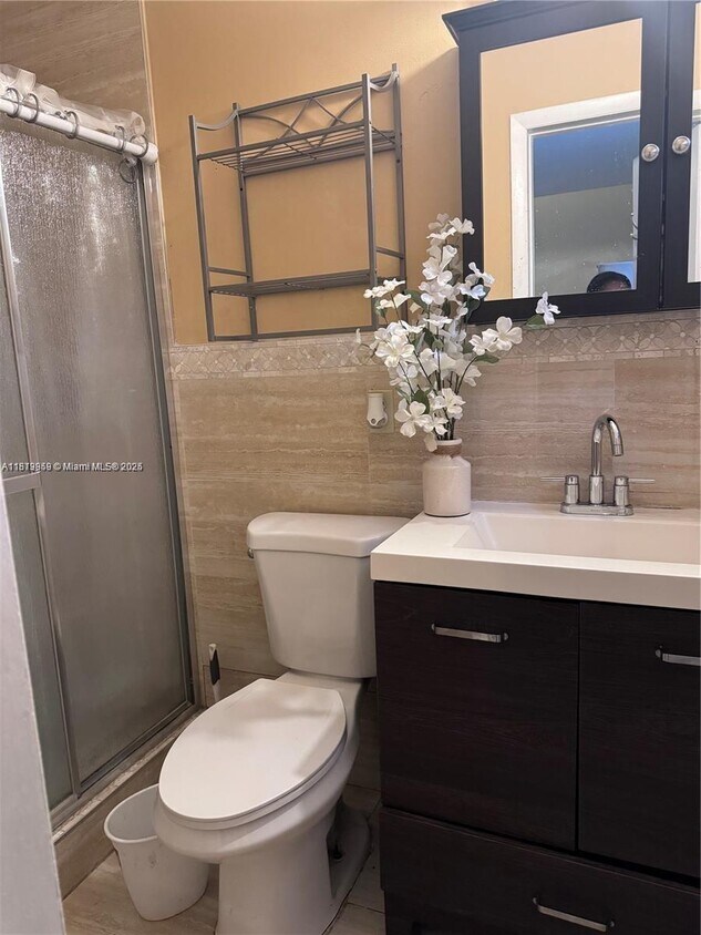 Foto del edificio - 710 N 66 Terrace
