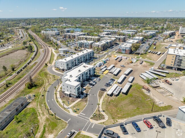 700 Mosley St - Aerial View - Prospect Row North