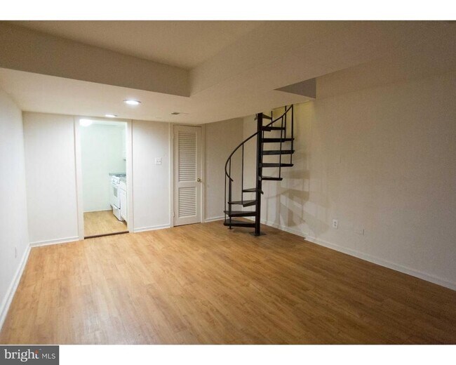 Foto del edificio - 413 S 11th St