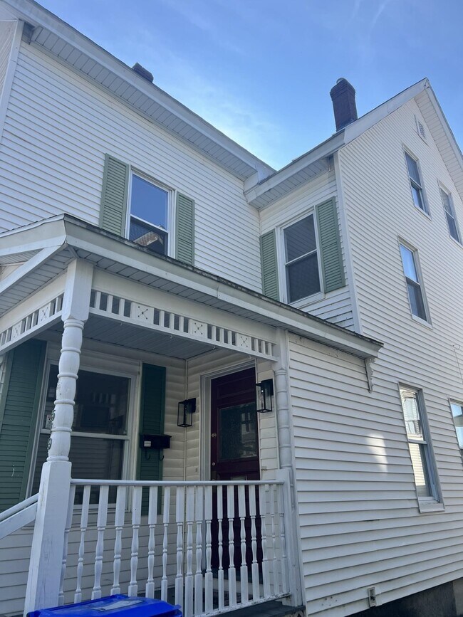 Foto del edificio - 519 Lake Ave