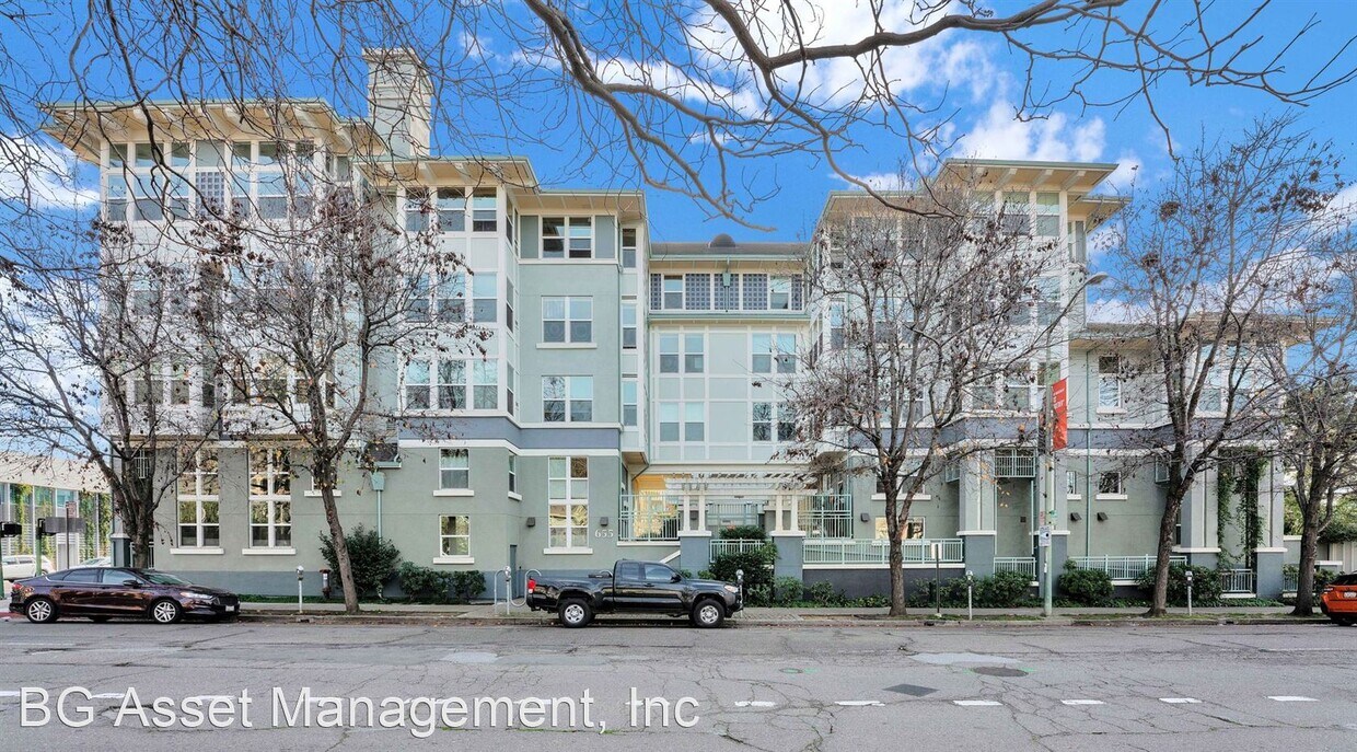 Primary Photo - 2 br, 2 bath Condo - 655 12th Street Unit 323