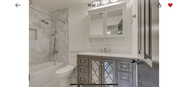 Foto del edificio - 120 Clinch Dr