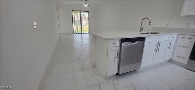 Foto del edificio - 925 Chenault St