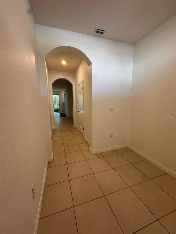 Foto del edificio - 1698 Hubbell Rd