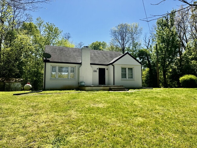Building Photo - 1510 Zinc Plant Rd