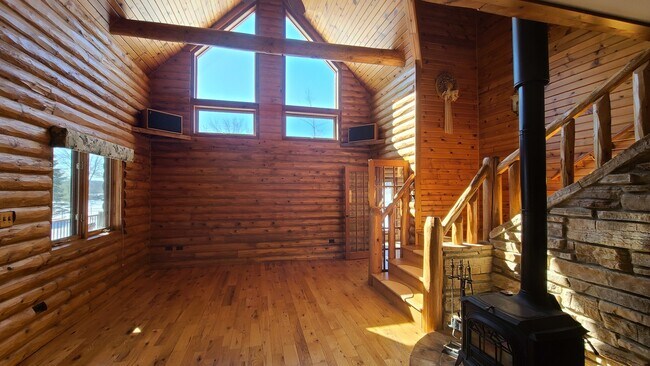 Foto del edificio - 43W951 Fox Hill Ct