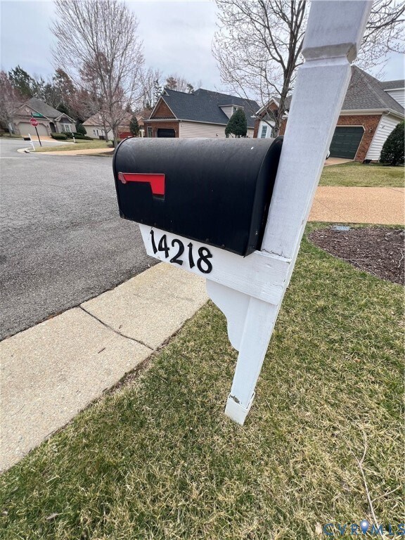 Foto del edificio - 14218 Clayborne Ct