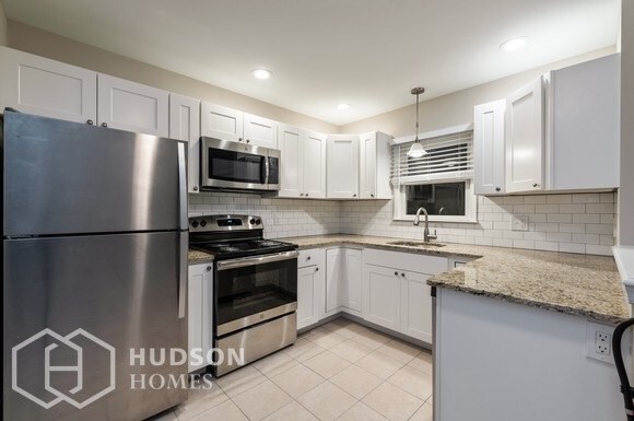 Foto del edificio - 167 Cedar Grove Rd
