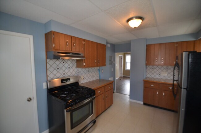 Kitchen - 13 Pleasant St