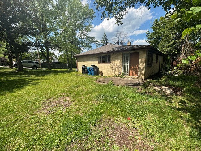 Building Photo - Jump into June and Own Your Own Home with our Summer Savings Spectacular!! - Lease-to-Own Opportu...
