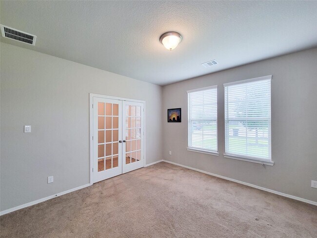 Foto del edificio - 24811 Crimson Pine Dr