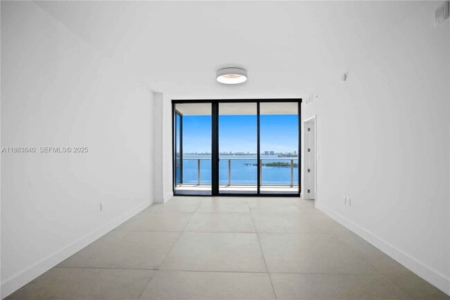 Building Photo - Northeast 24th Street, Miami, FL 33137 - 3 BR 3 BA condo