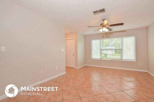 Foto del edificio - 7355 Darien Rd