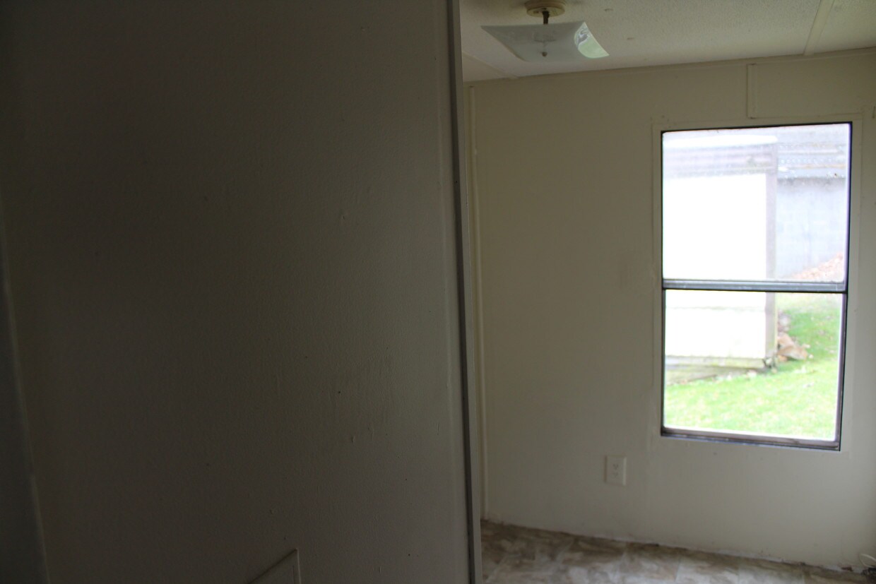 Building Photo - 723 Union St