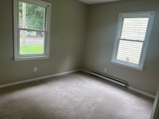 Foto del edificio - Renovated 2 Bedroom House