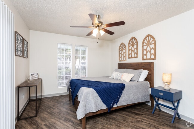 1BR,1BA - 748SF A5 - Bedroom - The Elise