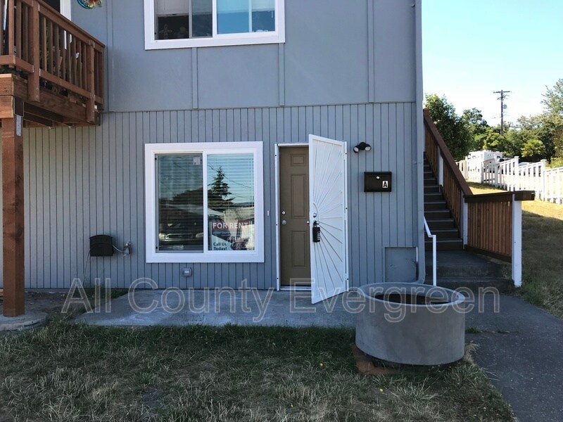 323 S 30th St Unit A, WA 98402 Condo for Rent in WA