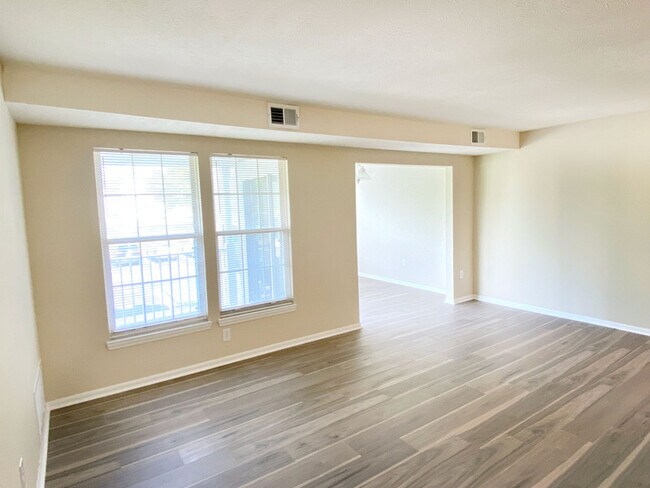 Building Photo - 9398 Wind Haven Ct