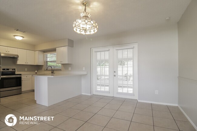 Foto del edificio - 218 Pine Winds Dr