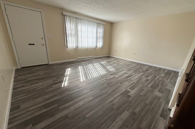 Building Photo - 117 Glenn Rd