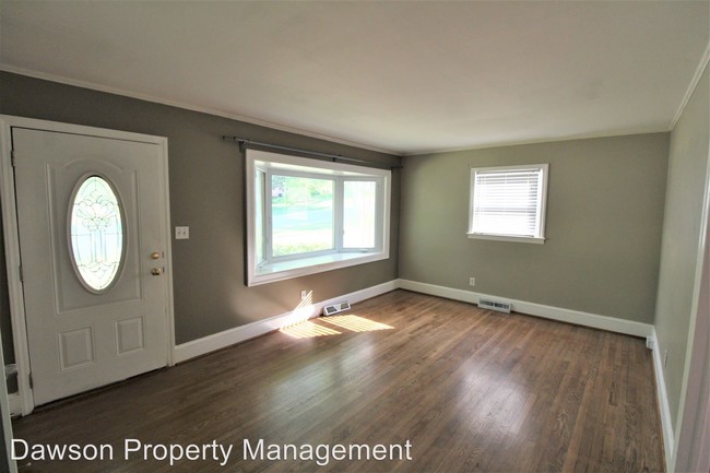 Building Photo - 3 br, 1.5 bath House - 928 Dudley Drive