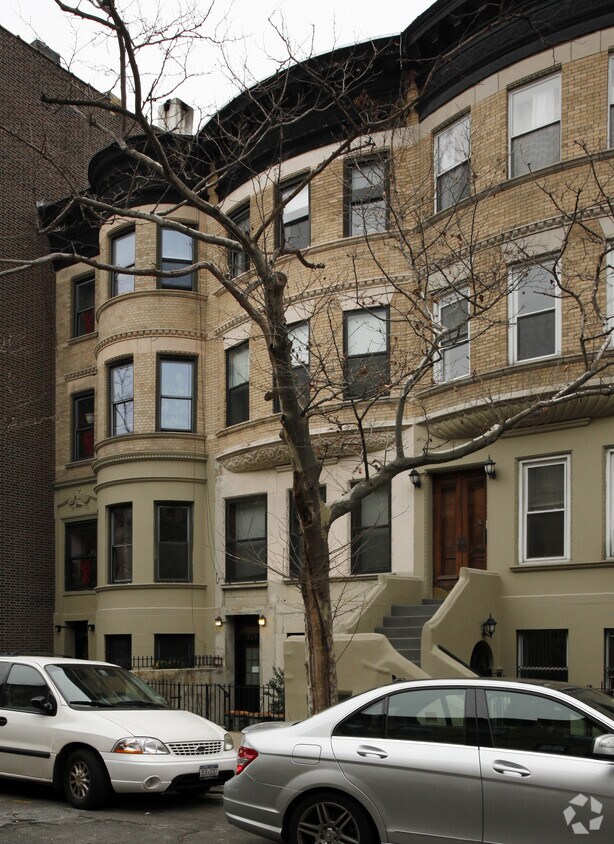 Building Photo - 529 W 150th St