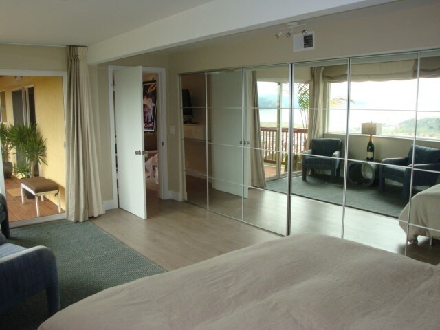 Foto del edificio - 330 Eliseo Dr