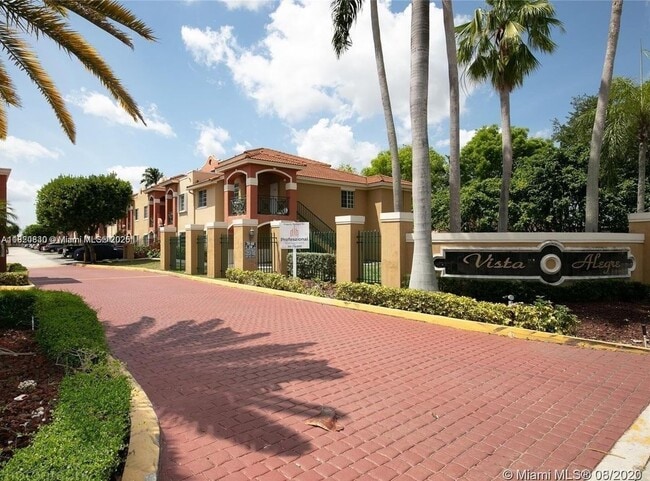 Building Photo - 15250 SW 134th Pl