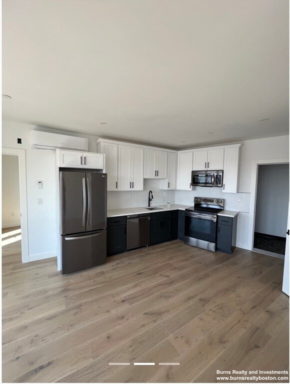 Foto del edificio - 144 Old Colony Ave