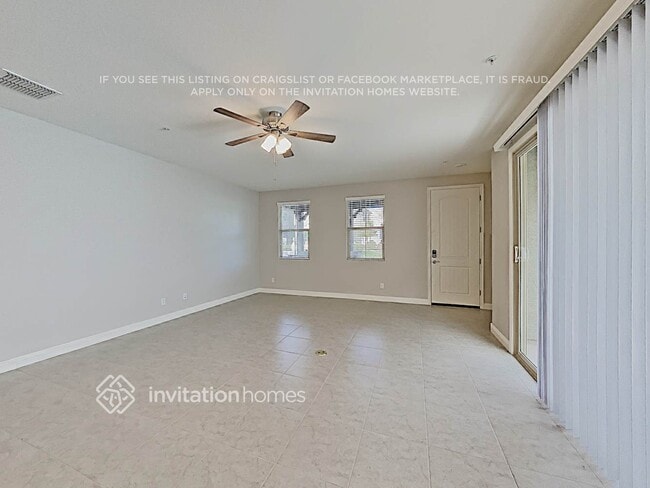 Foto del edificio - 1646 N 208th Ave