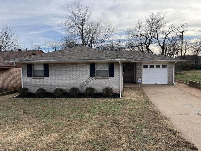 Photo - 1436 NE 34th St House