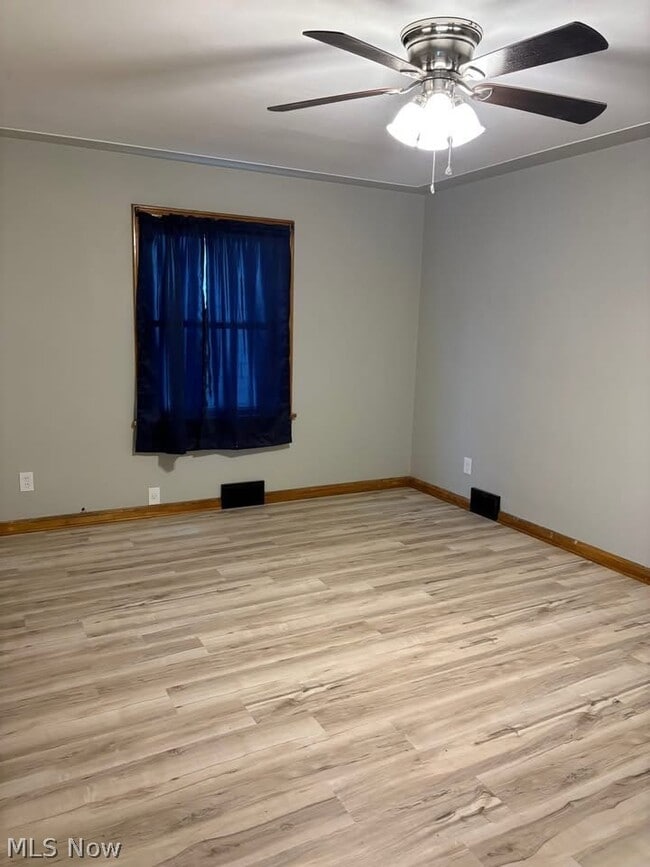 Foto del edificio - 509 W 24th St