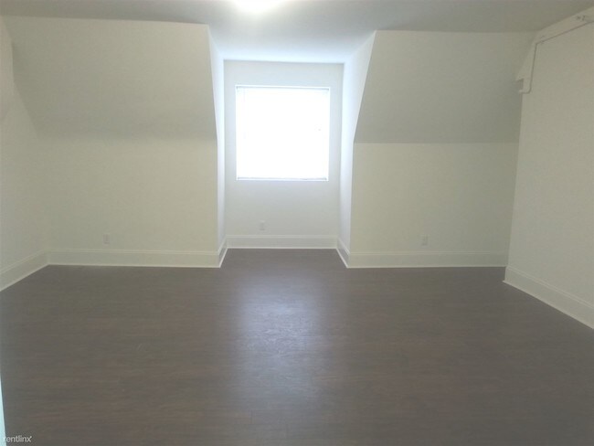 Building Photo - 1020 N Calvert St