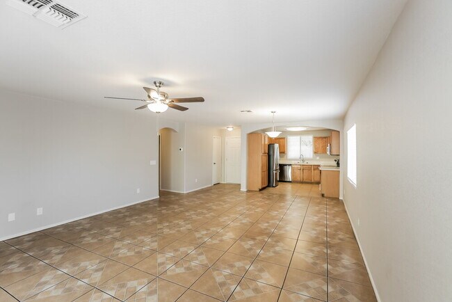 Building Photo - 2650 S 84th Dr