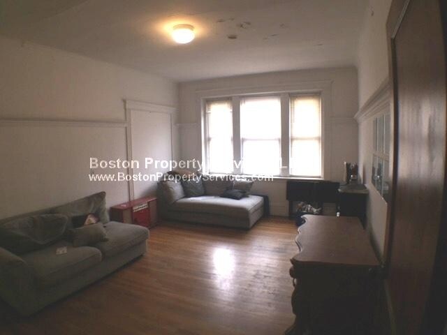 Building Photo - 11 Price Rd