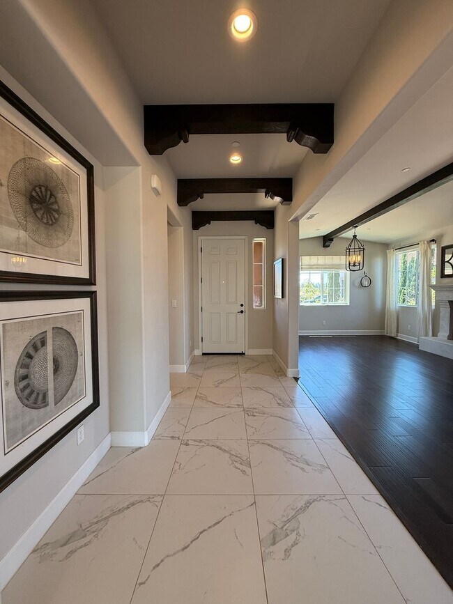 Building Photo - Newer Single Story Model Home Located In The Meadows at Rice Ranch with Three Car Garage