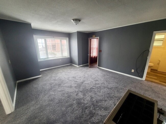 Building Photo - 95 Flint St