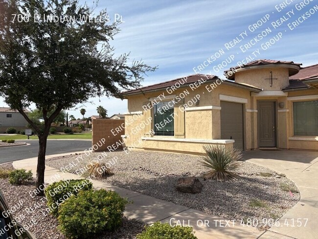 Building Photo - 700 E Indian Wells Pl