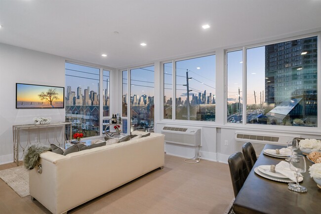 Foto del edificio - 7101 River Rd