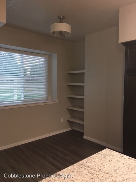 Foto del edificio - 2 br, 2 bath Apartment - 2663 N Fastwater Ave