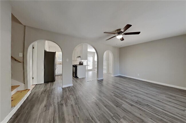 Foto del edificio - 3876 Brookshire Pl