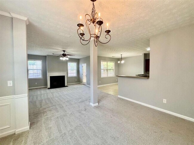Foto del edificio - 889 Clairidge Elm Trail SW